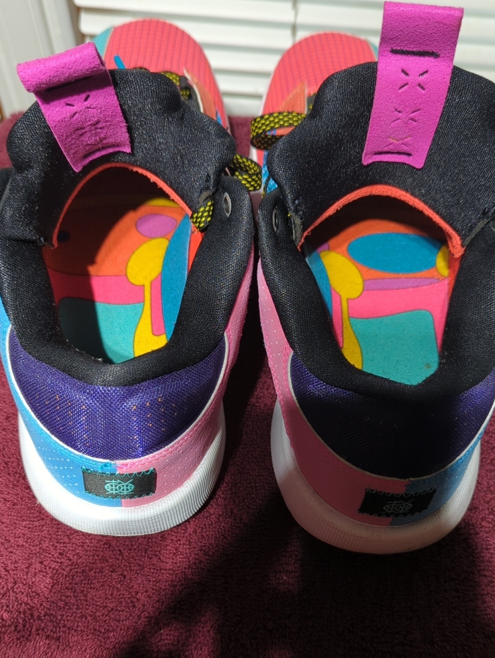 Jordan Men's XXXV Multicolor 10.5  Basketball Shoes in Pink, Turquoise & Yellow - Picture 5 of 12